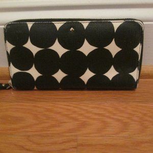 Kate SPADE Bifold Wallet